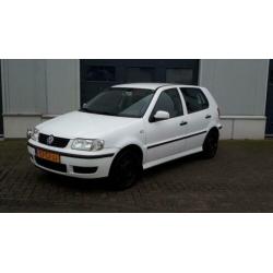 Volkswagen Polo 1.4-16V APK 08-04-2020
