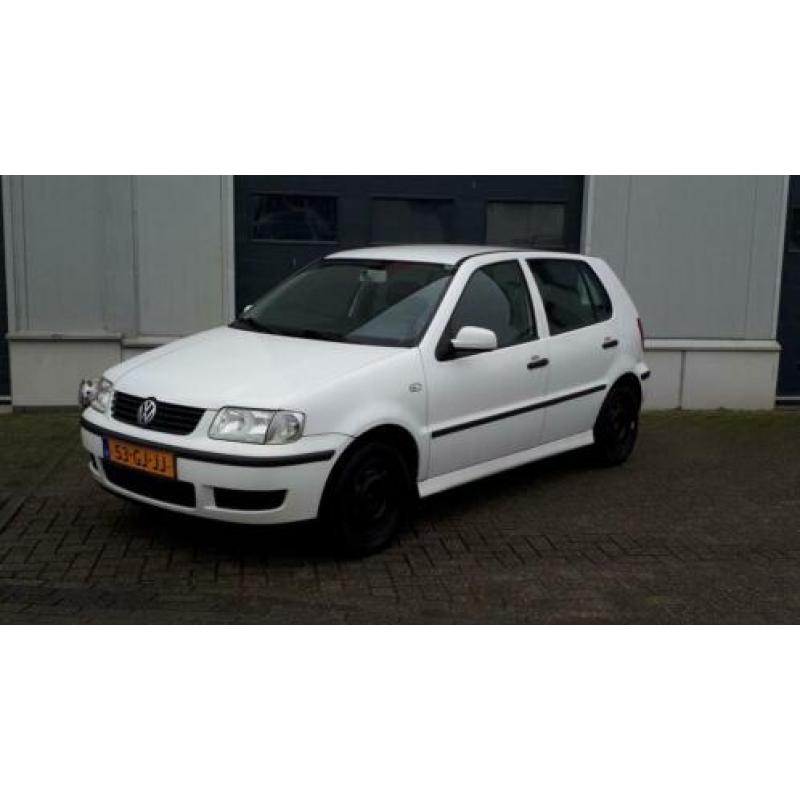 Volkswagen Polo 1.4-16V APK 08-04-2020