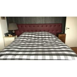 Bed achterwand 2meter 45 breed. 125 hoog.