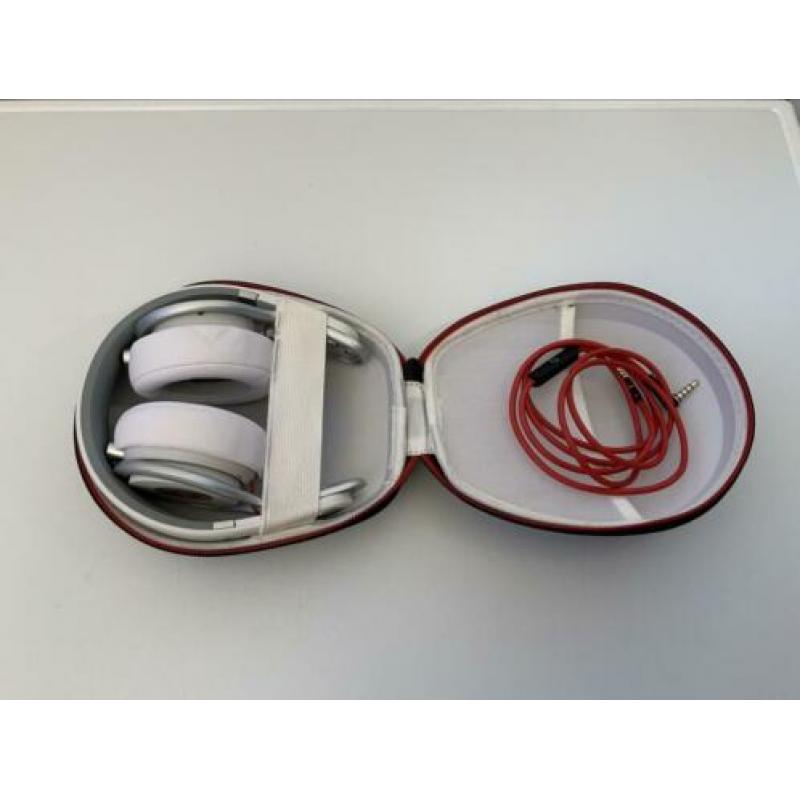 Beats MixR, wit, bedraad, compleet en in nieuwstaat!!