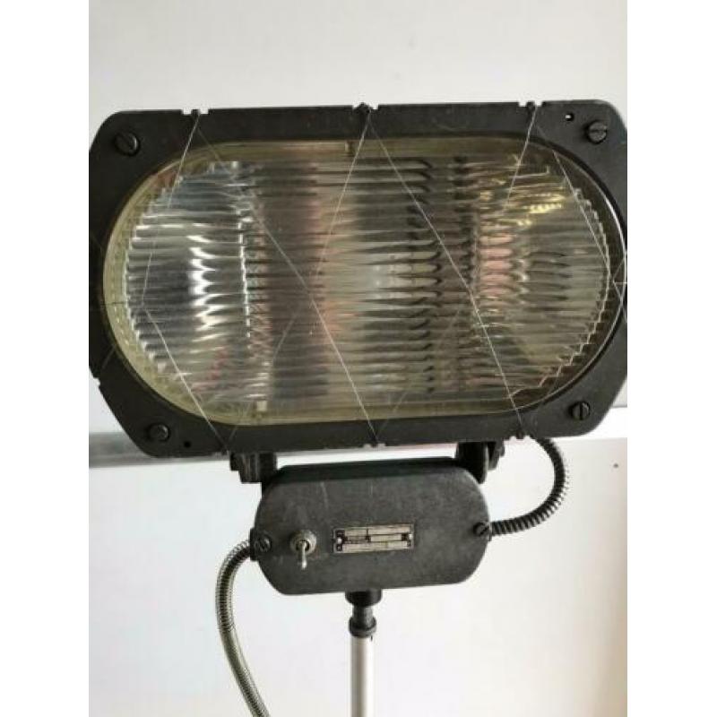 Stoere industriële Philips lamp N1390