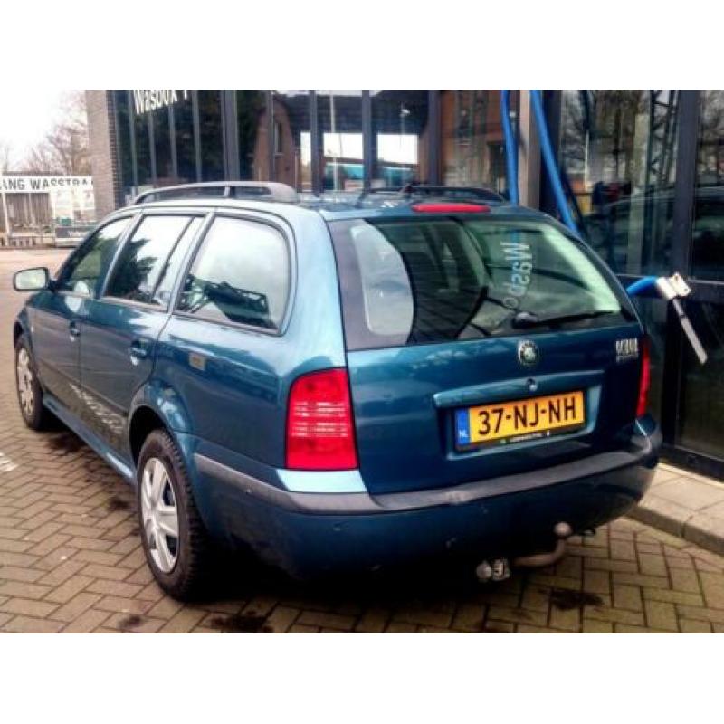 Skoda Octavia 1.9 TDI Combi 81KW 2003 Blauw (Turquois)