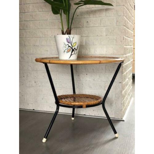 Retro/vintage, rotan Rohé rond salontafeltje, jaren 60.