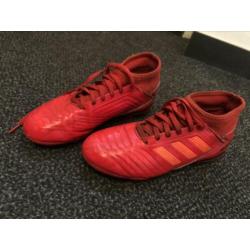 Adidas Predator voetbalschoenen mt 36