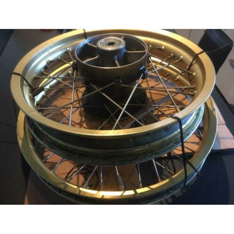 Prachtige velgen set voor de africa twin
