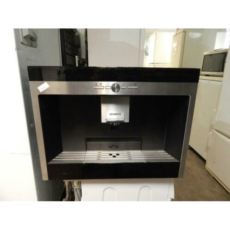 Siemens koffiemachine nieuw model z.g.a.n.6 maanden garantie