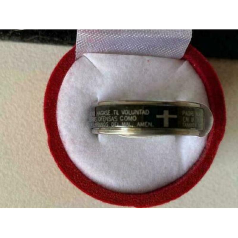 ring van staal met kruis en tekst maat 17 of 18 of 20 of 21