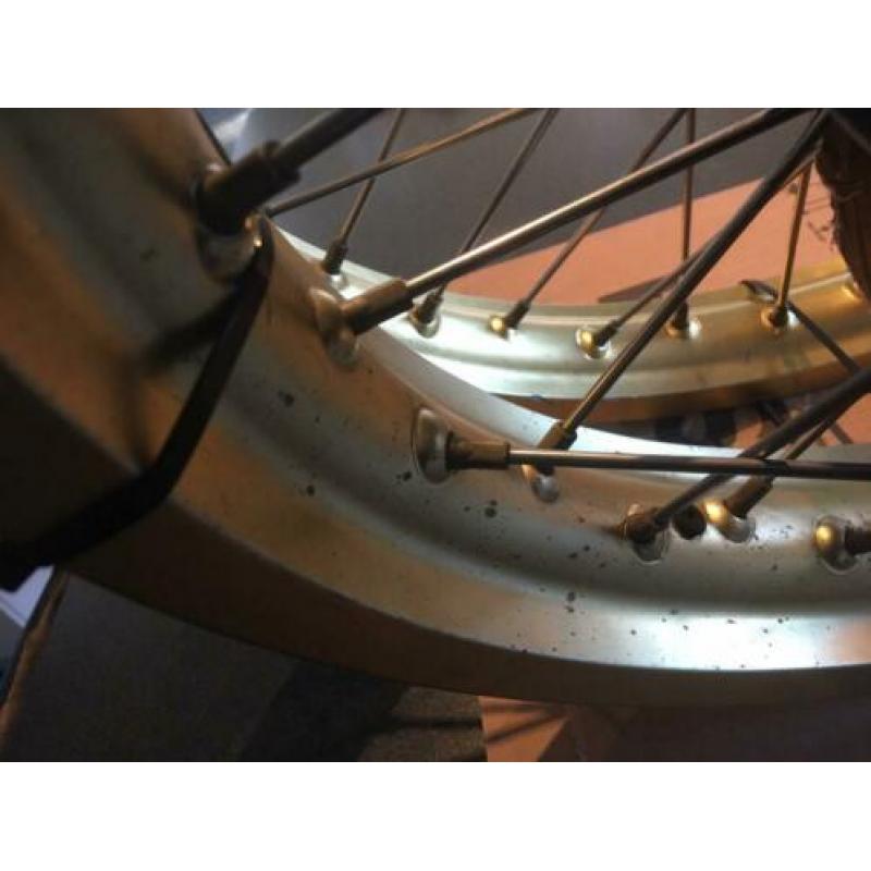 Prachtige velgen set voor de africa twin