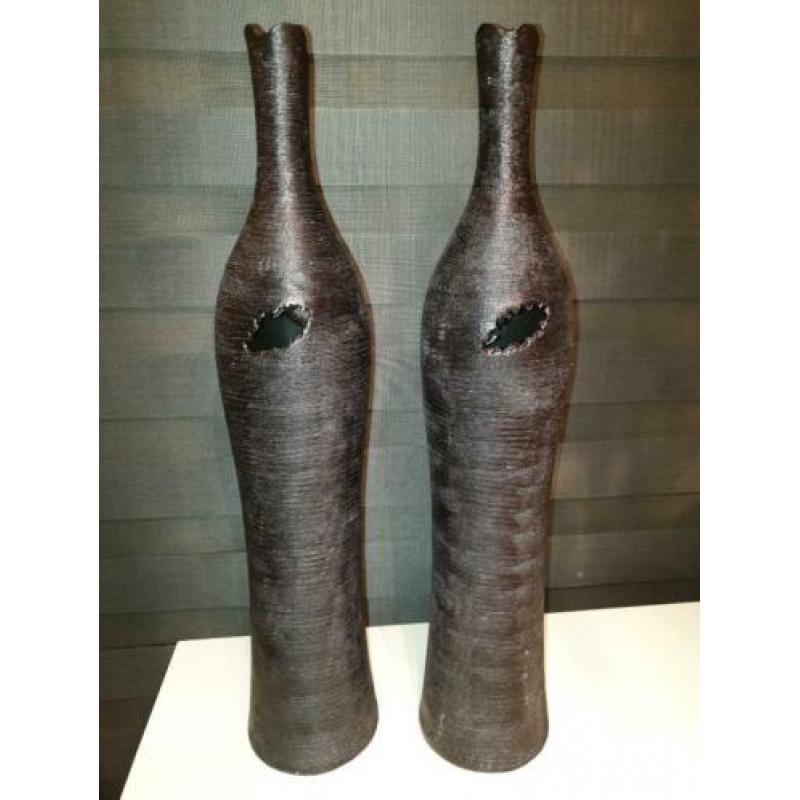 2 vazen 60 cm hoog zwart/antraciet , appart model
