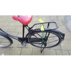 Oppoefiets tydt eg super met verlichting en slot ook ff op i