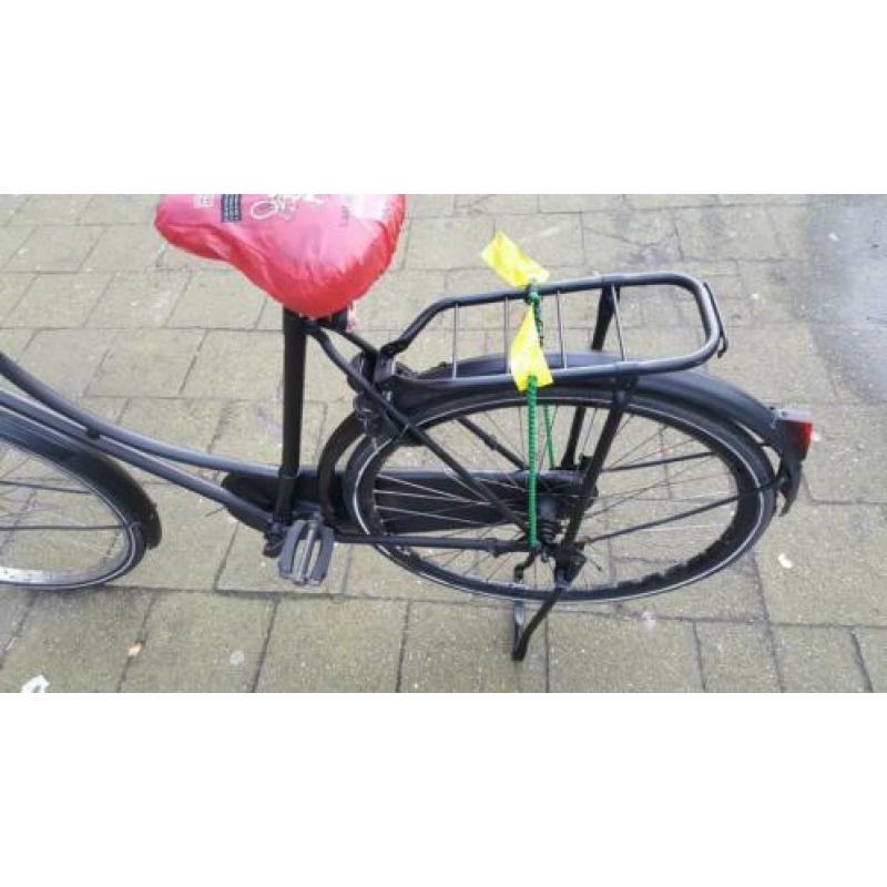 Oppoefiets tydt eg super met verlichting en slot ook ff op i