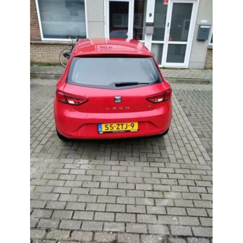 Seat Leon 1.6 TDI 77KW 2013 Rood