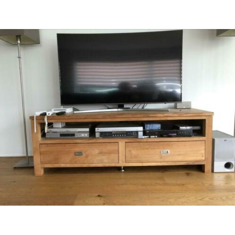 Teakhouten Tv meubel met schuiflades. L:161 B:56. H:55