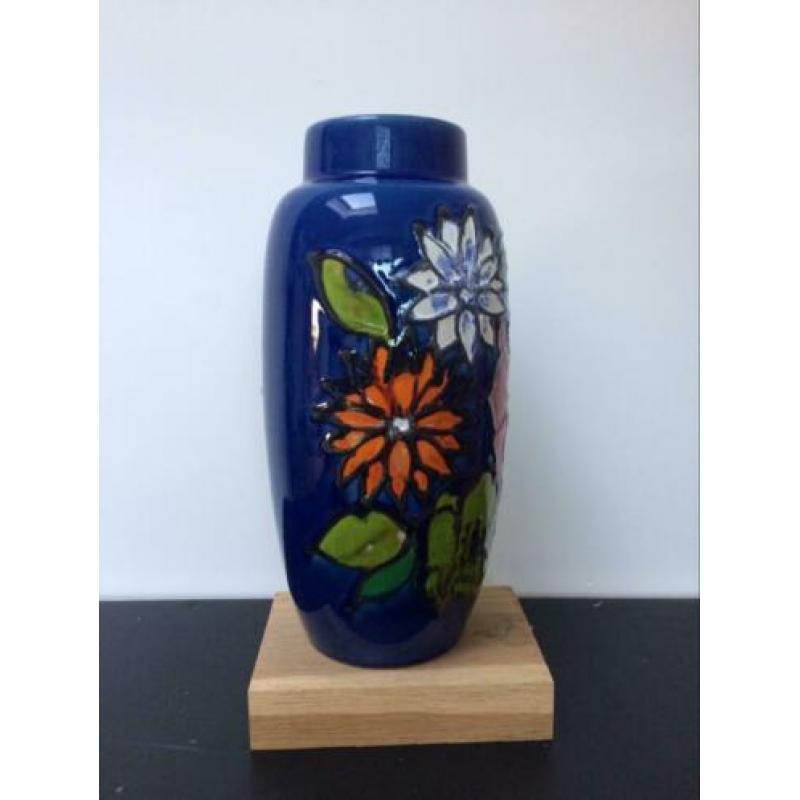 FLOWERBOMB beauty...West-Germany - groot 38 cm hoog