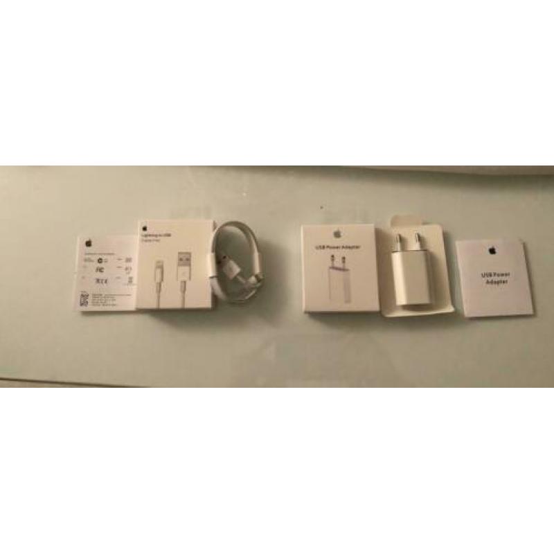 Originele Apple lader en adapter