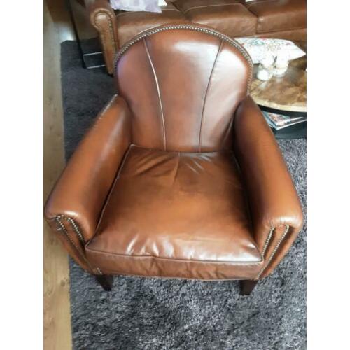 Heel mooi runlederen fauteuil in uitstekende staat.