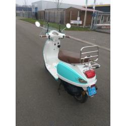 ??unieke Vespa look snorscooter met GARANTIE !!!??