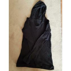 Basic trui met capuchon zwart jas maat 36 s tshirt truien