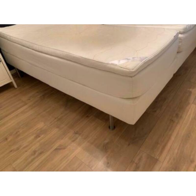 Twee persoons boxspring 180*220