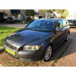Volvo V50 2.0 D 2004 Grijs A.p.k 20-02-2021