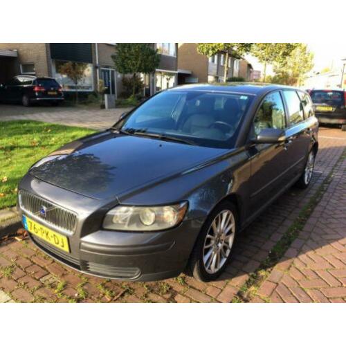 Volvo V50 2.0 D 2004 Grijs A.p.k 20-02-2021