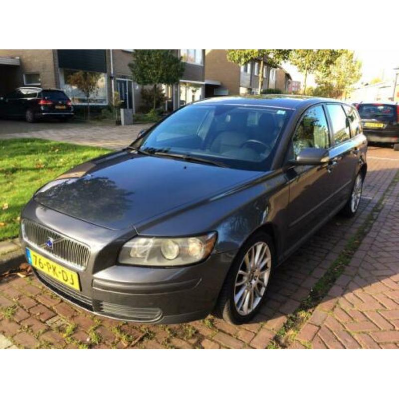 Volvo V50 2.0 D 2004 Grijs A.p.k 20-02-2021