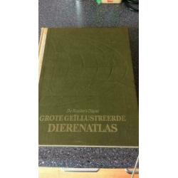 Grote geïllustreerde dierenatlas