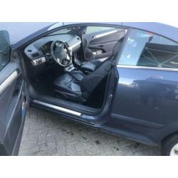 Opel Astra Twintop 1.8-16V 140pk 2006 Grijs