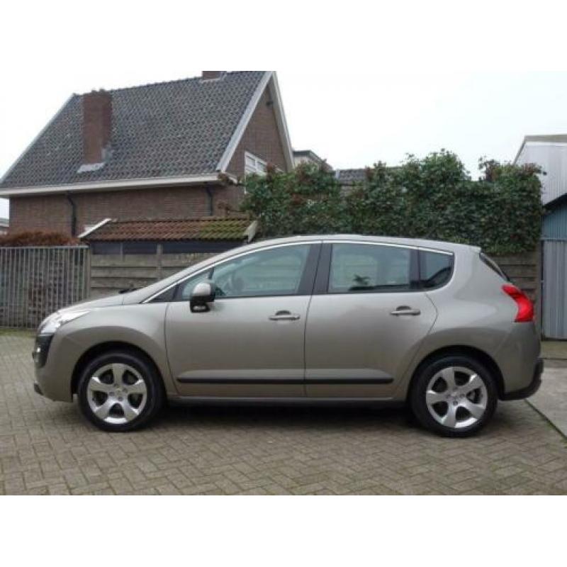 Peugeot 3008 1.6 THP Première 150 Pk 5 deurs Airco Panoramad