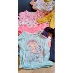 Pakketje kleding maat 80