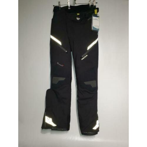 NIEUWE Macna Onyx mt M van € 169,95 voor € 79,95