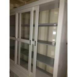 Witte buffet/vitrine kast