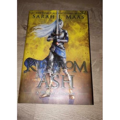 Kingdom of Ash - Sarah J Maas (Throne of Glass) hardcover