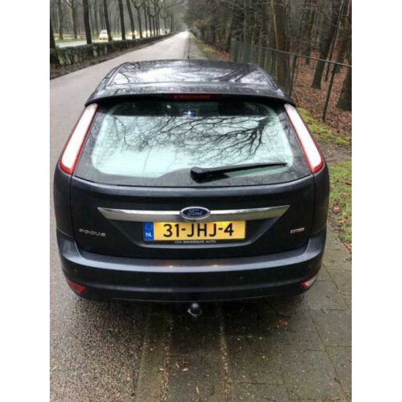 Ford Focus 1.6 Tdci 74KW 5D 2009 Grijs