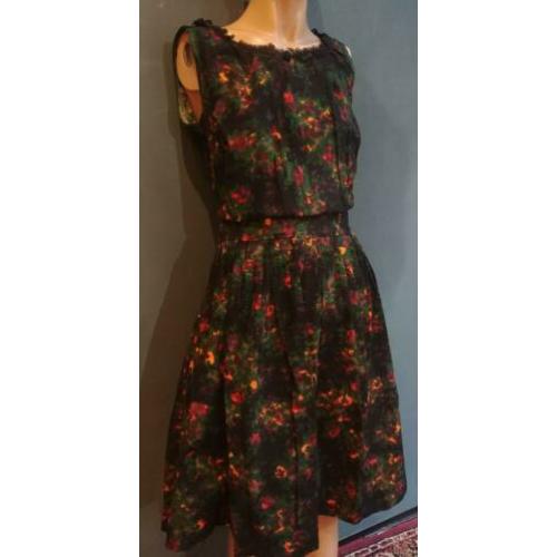 Vintage jurk (50s/60s) met bloemenpatroon ( MT S)