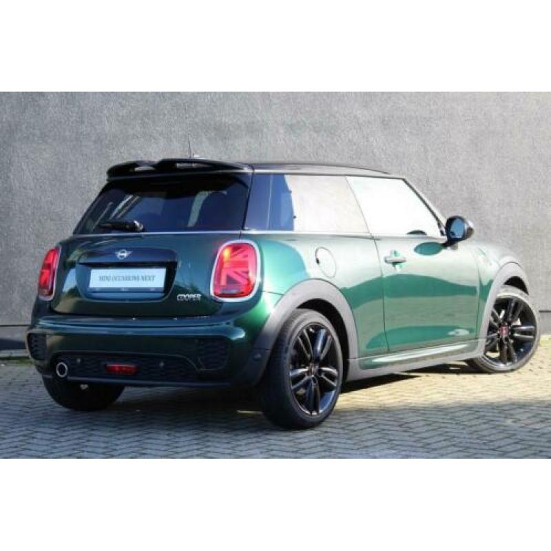 MINI 3-deurs Cooper aut. JCW Trim + Serious Business