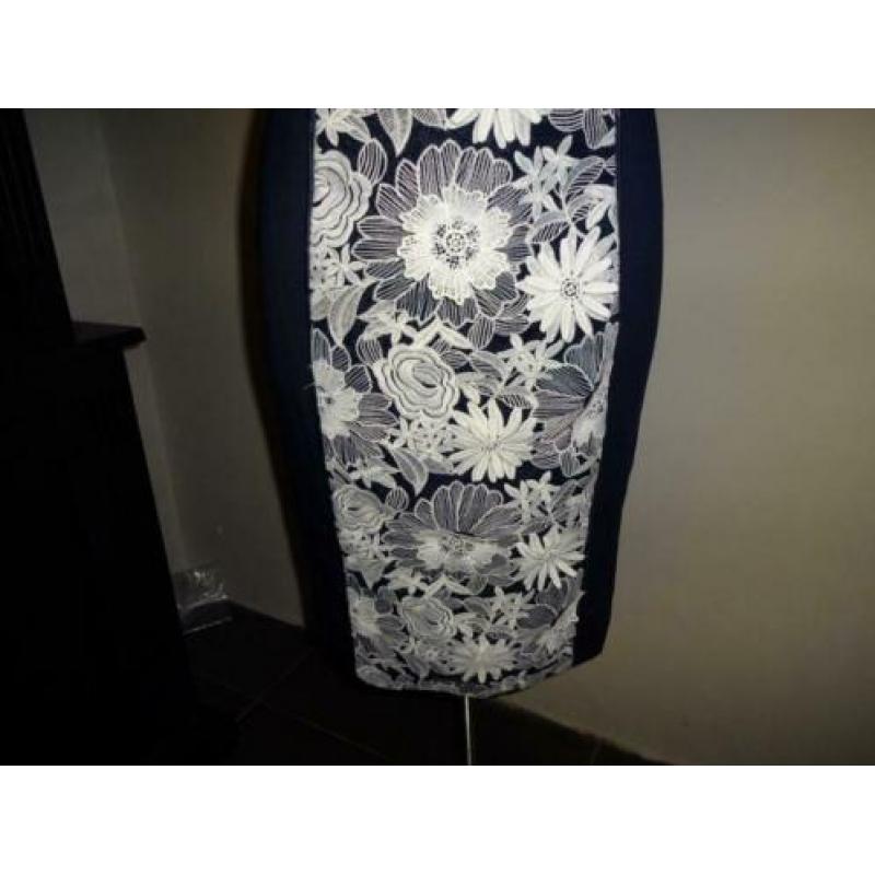 D4A Phase Eight schitterende jurk nacht blauw bloemen erop S