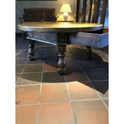 Eiken salontafels met lade doorsnede 110cm hoogte 54cm