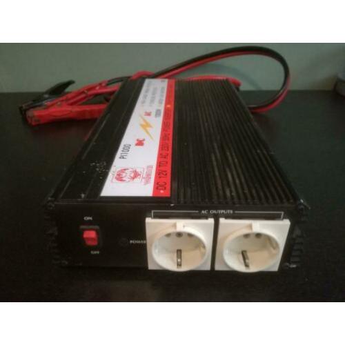Zware accu varta met omvormer 1000 watt