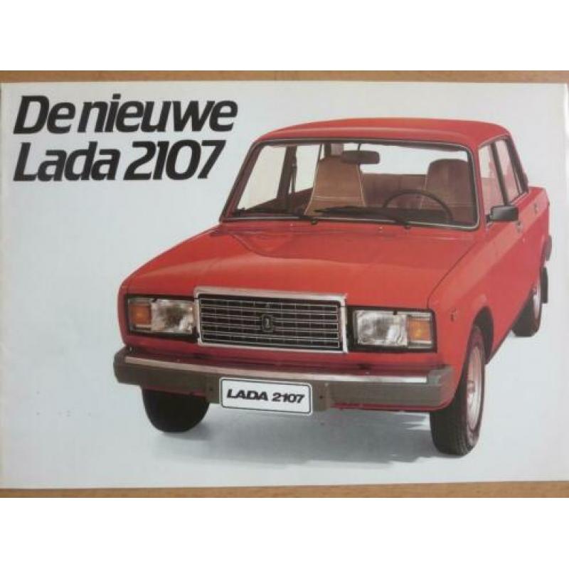 folder de nieuwe Lada 2107