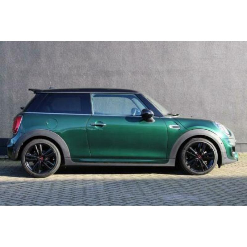 MINI 3-deurs Cooper aut. JCW Trim + Serious Business