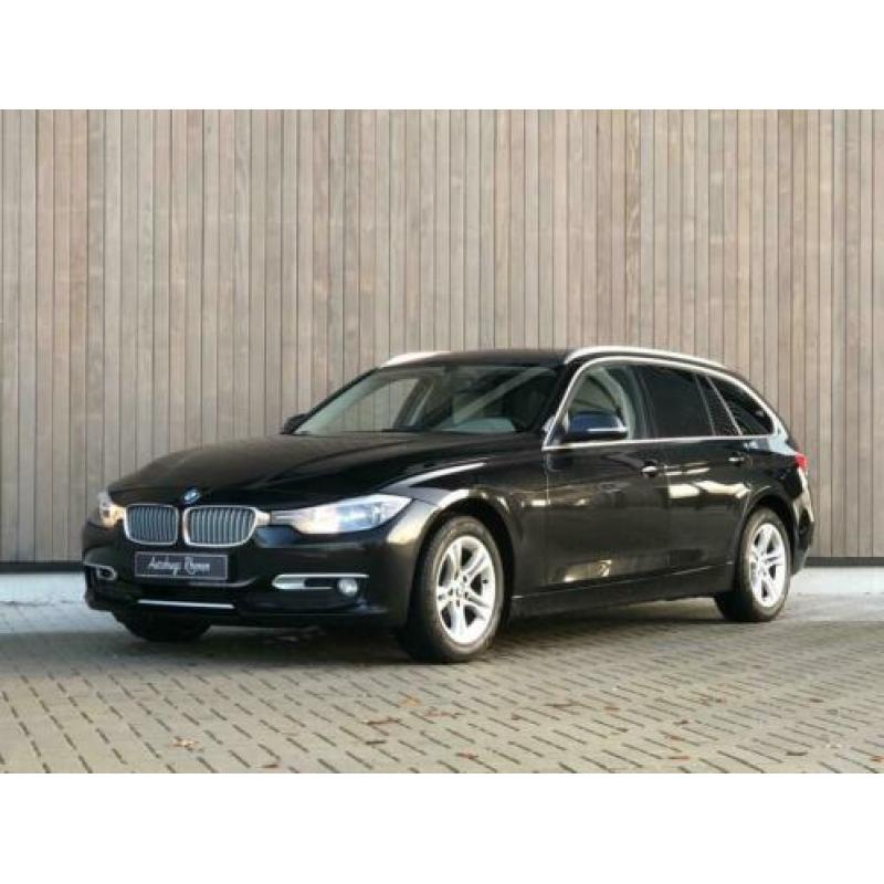 BMW 3-serie Touring 318d High Executive 2013 Zwart