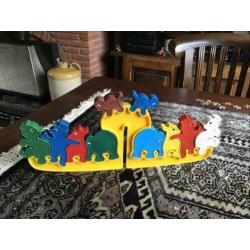 Partij Spindler rubberen / vinyl dieren , treintjes