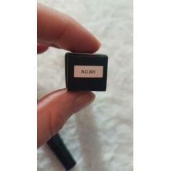 Huda Beauty Concealer 001
