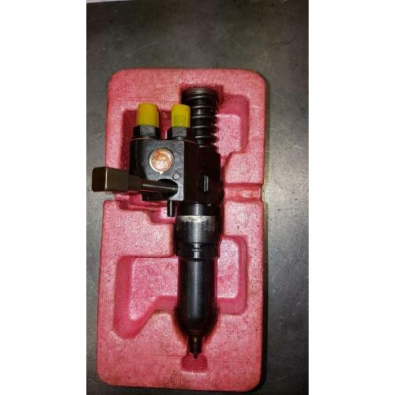 Pomp verstuiver / Unit-injector Detroit Diesel