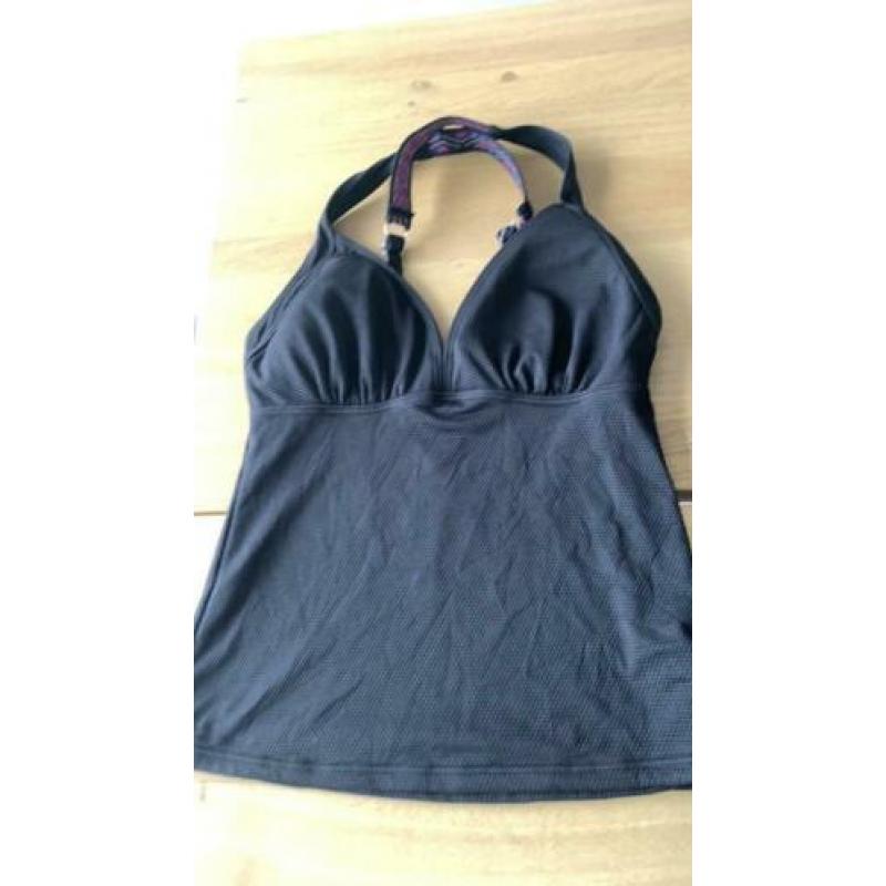 Tankini 40 B C div modellen Beachwave zwart