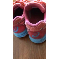 Asics maat 37 hockey schoen