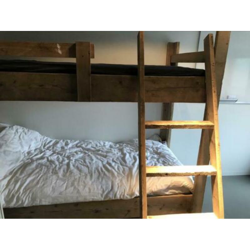Stapelbed hoogslaper van steigerhout