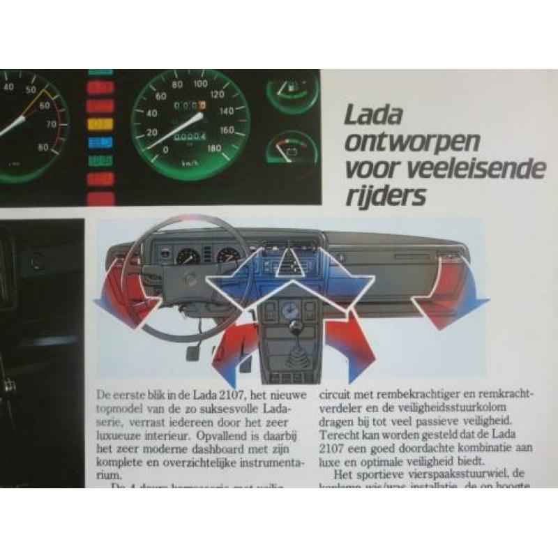 folder de nieuwe Lada 2107