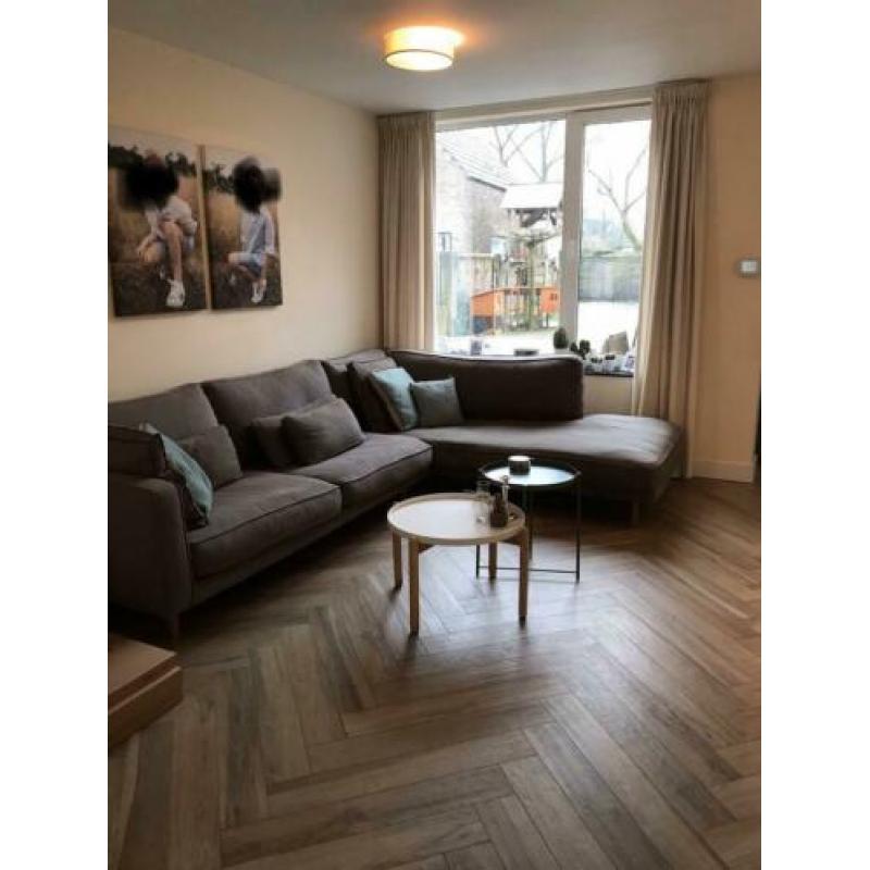 Linteloo bankstel 3 jaar oud. Rook en huisdiervrij